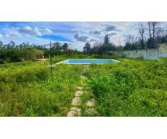 CHALET EN HINOJOS CON PARCELA Y PISCINA