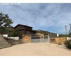 Masia en Sierra Engarcerán (Castellón)