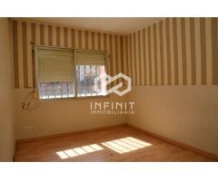 ¿Te vienes al centro a vivir?... tenemos este piso para ti¡¡¡