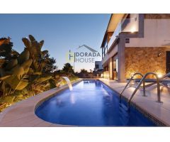 Chalet de lijo a 300m de la playa en Vilafortuny