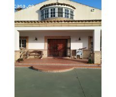 ALSOL VENDE Exclusivo chalet independiente con piscina en parcela de 3.000 m²