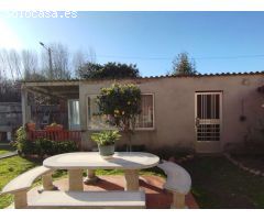 En venta gran casa en Ares con piscina.