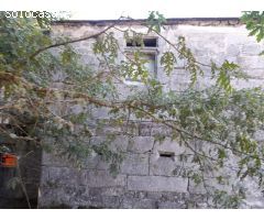 Gran finca con varias edificaciones para rehabilitar.