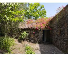 En venta Gran Casa Solariega en Vedra.