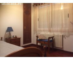 EN VENTA ESTUPENDO CHALET EN CASCO URBANO, ARES.