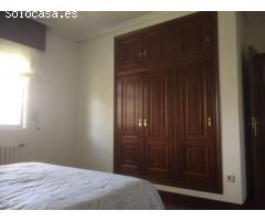 EN VENTA ESTUPENDO CHALET EN CASCO URBANO, ARES.