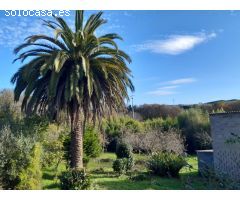 En venta gran casa con finca en Pontedeume.