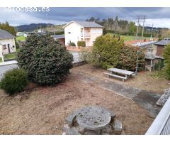 En venta gran casa y finca en A Capela.