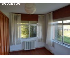 En venta gran casa y finca en A Capela.