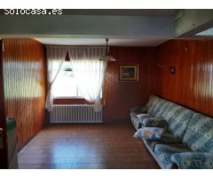 En venta gran casa y finca en A Capela.
