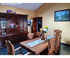 Gran casa en venta con espectaculares vistas al mar.
