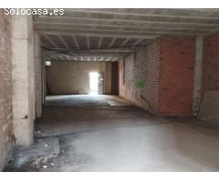 En venta gran local comercial en Fene