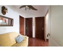 Venta de Gran Casa en Mugardos con magníficas vistas a la Ría de Ferrol.