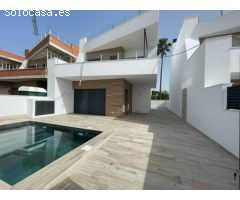Villa de Lujo en Venta en Orihuela Costa, Alicante