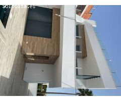 Villa de Lujo en Venta en Orihuela Costa, Alicante
