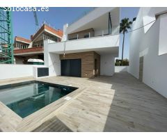 Villa de Lujo en Venta en Orihuela Costa, Alicante