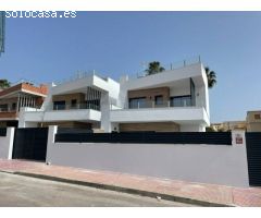 Villa de Lujo en Venta en Orihuela Costa, Alicante