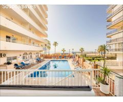 Impresionante Ático en Primera Línea de Playa en Fuengirola