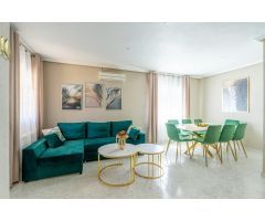 Villa reformada de dos plantas con jardín, Punta Prima Orihuela Costa