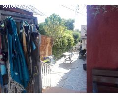 CHALET DE 5 DORMITORIOS CON PISCINA PRIVADA A 400 METROS DE LA PLAYA - ZONA PUNTAPRIMA -
