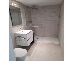 GRAN ÁTICO DE 3 DORMITORIOS EN PANORAMA MAR CON PISCINAS Y VISTAS AL MAR - ZONA PUNTA PRIMA -