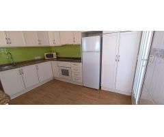 CHALET PAREADO DE 3 DORMITORIOS CON SOLÁRIUM Y PISCINA COMUNITARIA - ZONA GUARDAMAR, LA MATA -