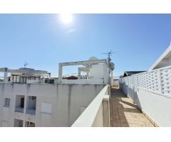 Encantador ático ubicado en la tranquila zona residencial de Las Maromas en Almoradí