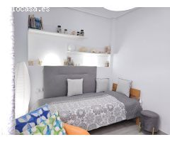 Piso en venta en La  Avenida de las  Habaneras  Curva de Palangre