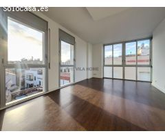 Ático exterior con terraza, ascensor y opción de parking