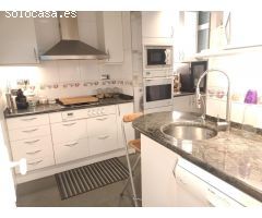 PISO TOTALMENTE REFORMADO DE 3 HABITACIONES, CON GARAJE PRIVADO!!