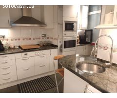PISO TOTALMENTE REFORMADO DE 3 HABITACIONES, CON GARAJE PRIVADO!!