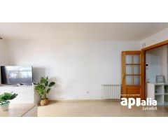 PISO EN CAN SERRA CON PARKING!!!