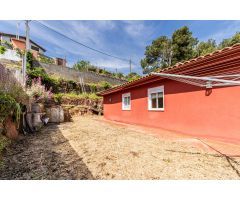 CASA TODO EN PLANTA BAJA CON JARDÍN!!
