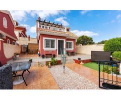 Chalet en Venta en Orihuela Costa, Alicante