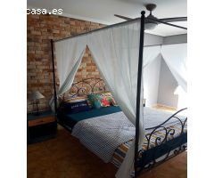 Precioso bungalow de 2 plantas con piscina comunitaria