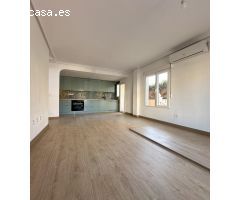 Espectacular casa recién reformada en urbanización a 8 minutos andando de la playa de la Zenia