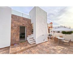 TOTALMENTE REFORMADO! CHALET SEMI-INDEPENDIENTE EN ORIHUELA COSTA