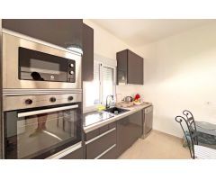 TOTALMENTE REFORMADO! CHALET SEMI-INDEPENDIENTE EN ORIHUELA COSTA