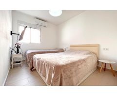TOTALMENTE REFORMADO! CHALET SEMI-INDEPENDIENTE EN ORIHUELA COSTA