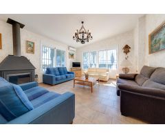 Chalet de 4 dormitorios y 2 baños con parcela de más de 7.000 m²