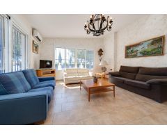 Chalet de 4 dormitorios y 2 baños con parcela de más de 7.000 m²