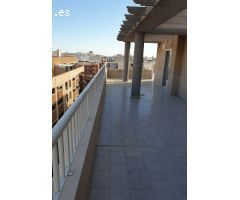ÁTICO EN ESQUINA CON ENORME TERRAZA EN TORREVIEJA!!!