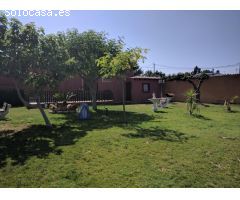 VILLA EN DOLORES. 4500 M2 DE PARCELA.