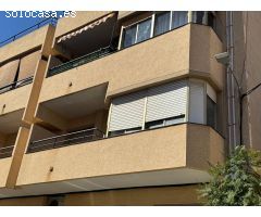 PISO DE 3 DORMITORIOS Y 2 BAÑOS -ZONA CENTRO BENEJÚZAR-