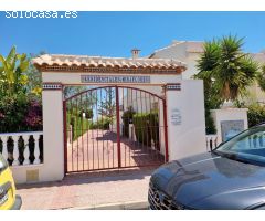 PLANTA BAJA DE 2 DORMITORIOS CON JARDÍN Y PISCINA COMUNITARIA - RESIDENCIAL MIRAFLORES -