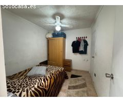 Bungalow de una Planta con Amplia Terraza en Zona Tranquila