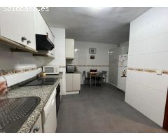 PISO EN EL CENTRO DE 4 HABITACIONES
