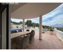CHALET UNICO EN ALTEA ZONA DON CAYO