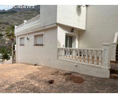 CHALET UNICO EN ALTEA ZONA DON CAYO