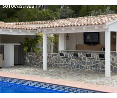 CHALET UNICO EN ALTEA ZONA DON CAYO